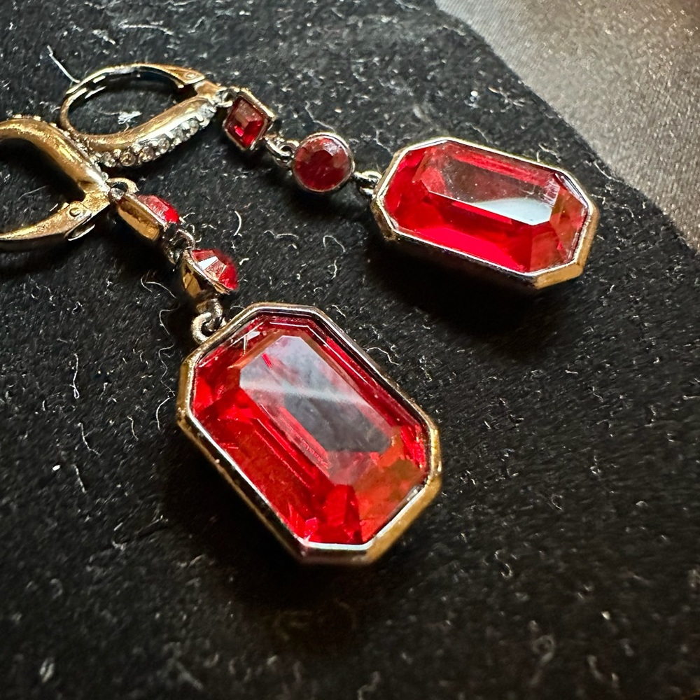 Rare Find Authentic GIVENCHY Carbon Silver Toned Red Crystal Teardrop Earrings